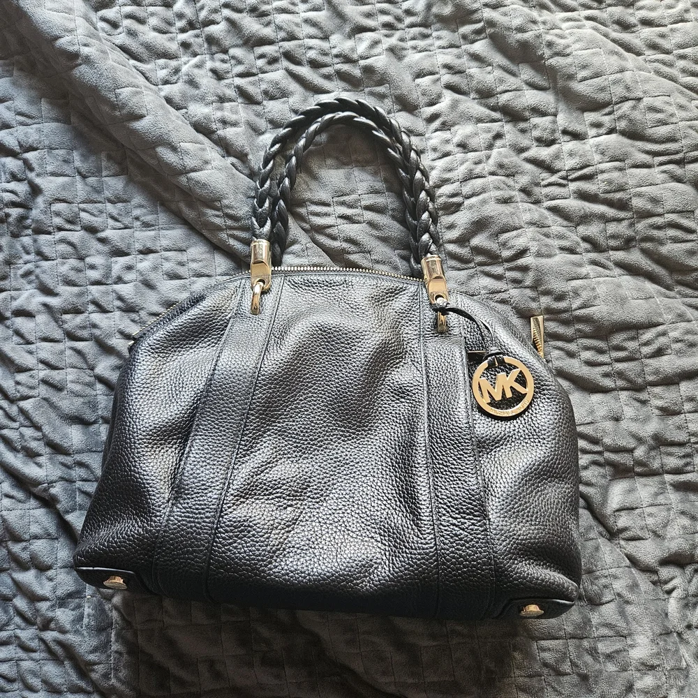 Michael Kors Black Leather Tote Bag - Picture 1 of 8